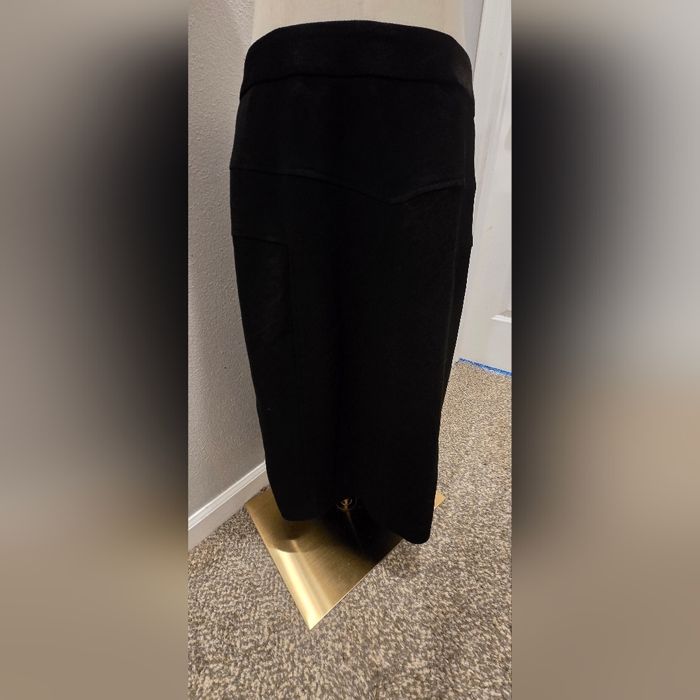 Jones New York Black Skirt